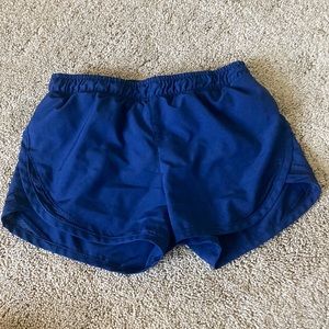 Athletic deep blue old navy shorts. -Breathable sides